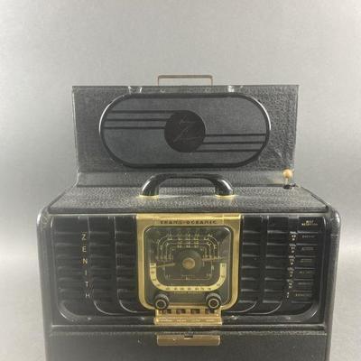 Lot 338 | Vintage Zenith Trans-Oceanic Radio