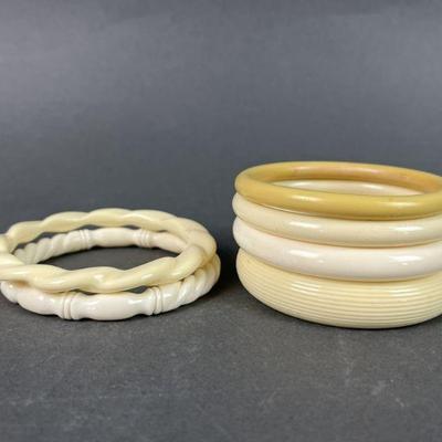 Lot 165 | Vintage Bakelite Bangle Bracelets