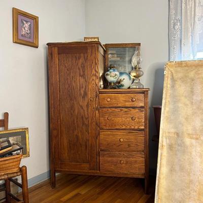 Antique solid Oak Chiffarobe , Dresser, Furniture