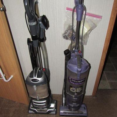 2 nice shark vacuums