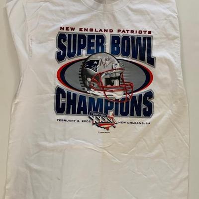 Super Bowl t-shirt autographed by # 34, Tebucky Jones