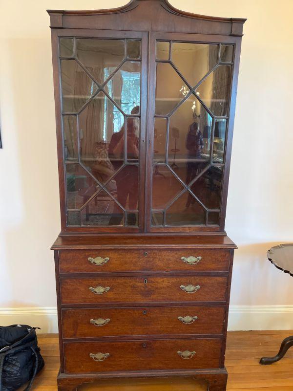 COHASSET ESTATE SALE BY LORD & LADIES ESTATE SALES