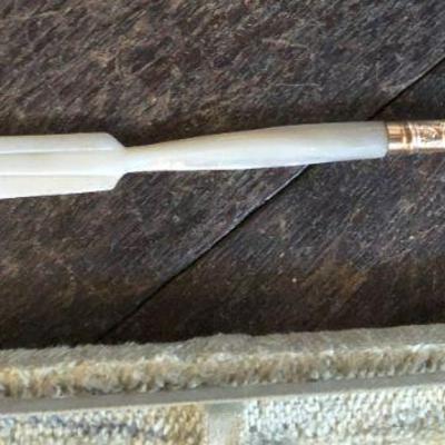 AntiqueMother of Pearl and gold ink well pen