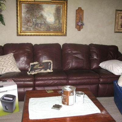 burgandy sectional  buy it now $ 235.00