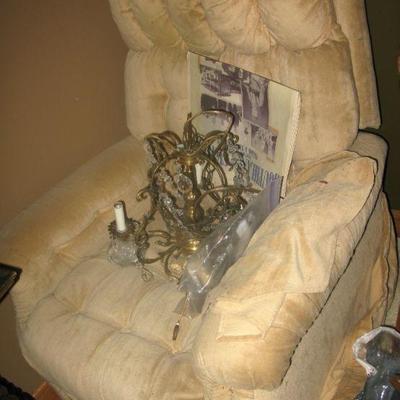 beige recliner buy it now $ 55.00 ea there are 2