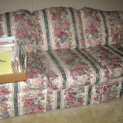 flower sofa  buy it now $ 125.00