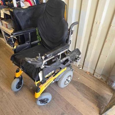 #7692 â€¢ Quickie P-222 SE Electric Wheel Chair
