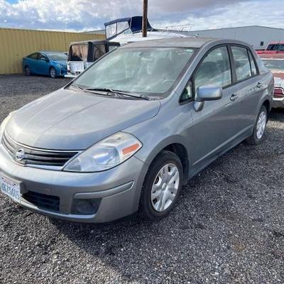 #242 â€¢ 2010 Nissan Versa
