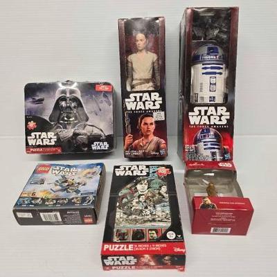 #4752 â€¢ (6) Star Wars Collectables
