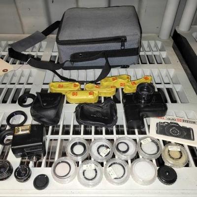 #7524 â€¢ Pentax Camera, Lenses, Flash, Accessories & Case
