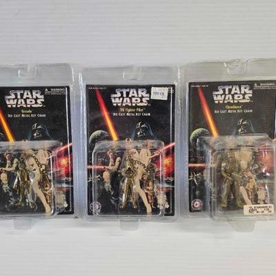 #4008 â€¢ (3) Star Wars Metal Key Chain
