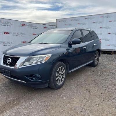 #210 â€¢ 2014 Nissan Pathfinder
