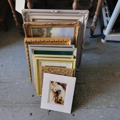 #2936 â€¢ (9) Framed Photos
