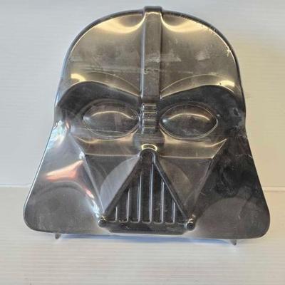 #3712 â€¢ Rose Art Darth Vader School Case
