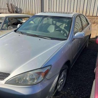 #264 â€¢ 2002 Toyota Camry
