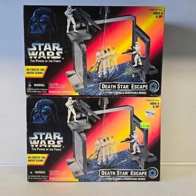 #3764 â€¢ (2) Kenner Star Wars The Power of the Force Toys
