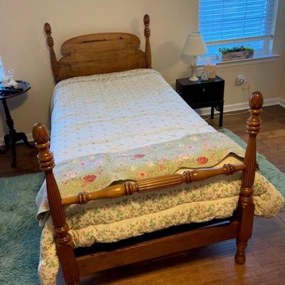 twin 4 poster bed with mattress $89