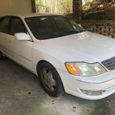 2003 Toyota Avalon, 125,000 miles, 1 owner.