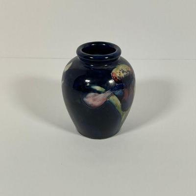 Sm English Porcelain Vase
