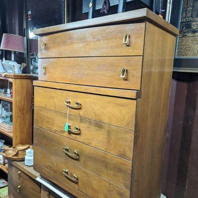 MCM Chest of Drawers (matches long dresser w/swivel mirror)