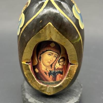 Brown Cameo Egg On Stand w/ Madonna & Child