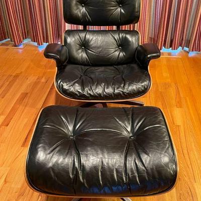 Original Charles & Ray Eames for Herman Miller Mid Century Lounger With Ottoman 