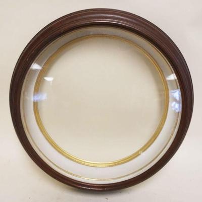 1162	VICTORIAN WALNUT ROUND DEEP SHADOW FRAME, APPROXIMATELY 23 IN X 4 IN D
