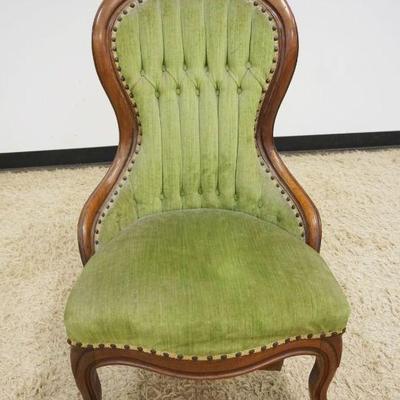 1113	WALNUT VICTORIAN TUFTED BACK UPHOLSTERED CHAIR, FRUIT CARVED CREST, NEEDS UPHOLSTERY WORK

