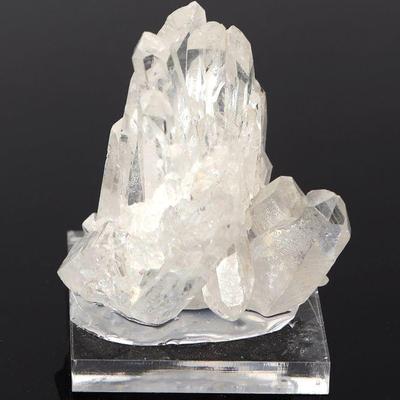 Lovely Raw Crystal Quartz Mineral Specimen