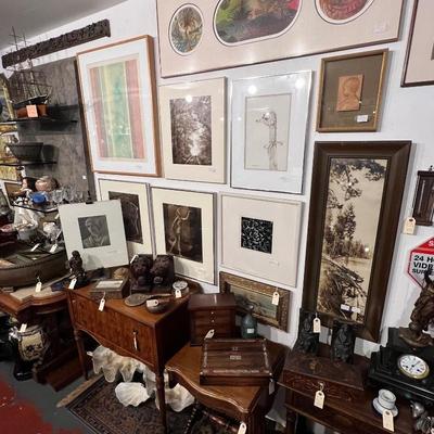 Estate sale photo