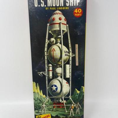 Vintage Lindberg Plastic Model Construction Kit U.S. Moon Ship