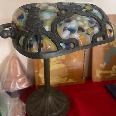 Stained glass desk lamp 