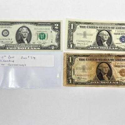#822 â€¢ (3) One & Two Dollar Bills

