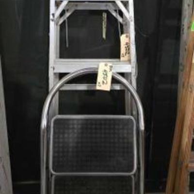 #4502 â€¢ 2 Ladders
