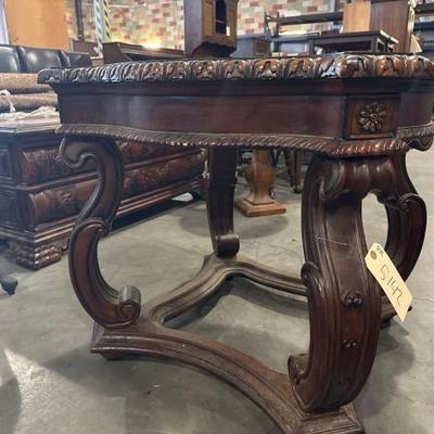 #5142 â€¢ Vintage table
