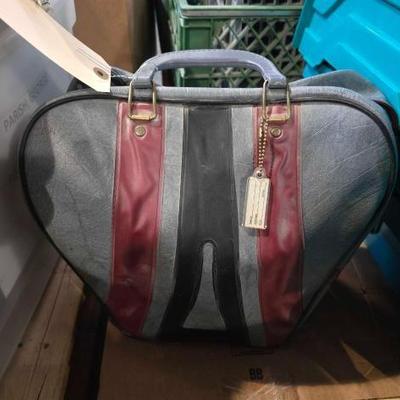 #7199 â€¢ Bowling Bag Set
