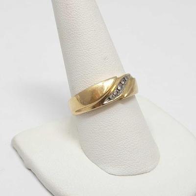 #420 â€¢ 10k Gold Diamond Ring, 3.72g
