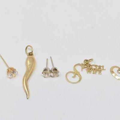 #374 â€¢ 14k Gold Pendants & Earrings, 2.55g
