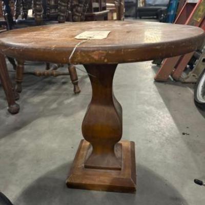 #5144 â€¢ small wood end table
