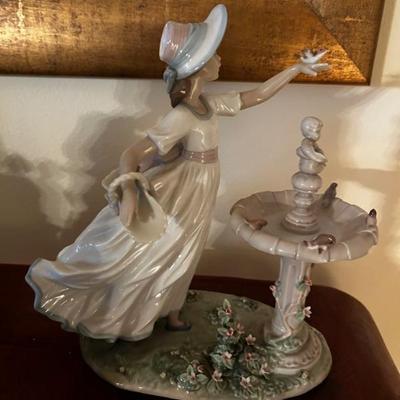 lladro figurines