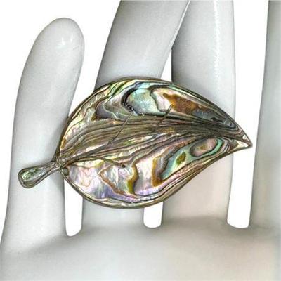 Lot 008-083   1 Bid(s)
Vintage Signed Mexican Sterling Abalone Leaf Brooch