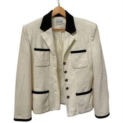 Lot 060-103   0 Bid(s)
Vintage Henry Lee Cream Tweed Blazer Jacket