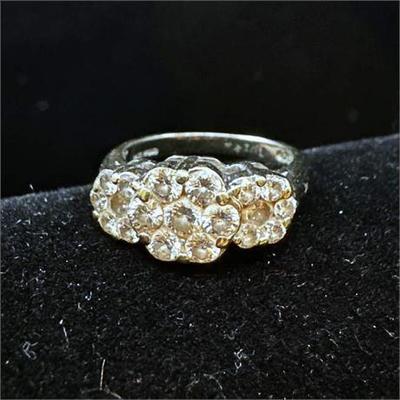 Lot 002-024   1 Bid(s)
14k White Gold 1 1/2 Carat Diamond Ring Size 7
