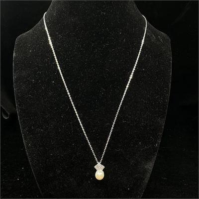 Lot 002-057   2 Bid(s)
14K White Gold Italy Diamond and Pearl Necklace