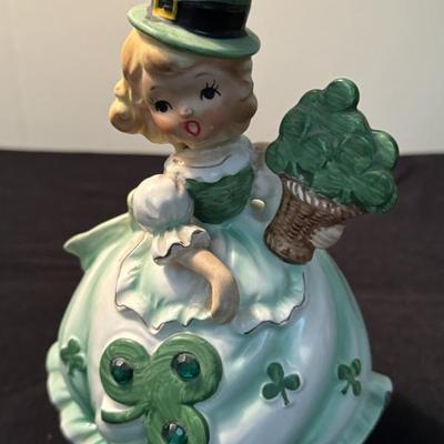 Lefton musical figurine