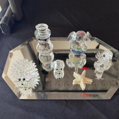 Miniature crystal figures
