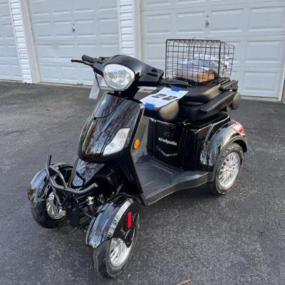 E Wheels 4 Wheel Scooter, New condition.  NEVER USED.  Retail is over $3,000