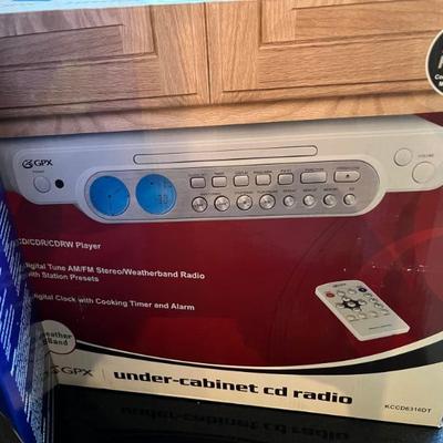 NIB UNDER CABINET RADIO