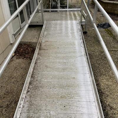 SINGLE RAMP