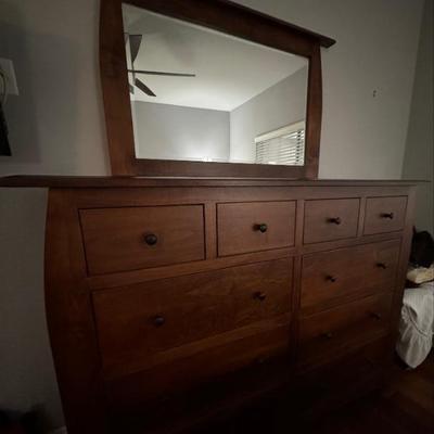 Dresser/Mirror